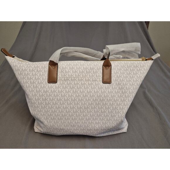 Michael Kors Large Tote -New with tags - Picture 5 of 5